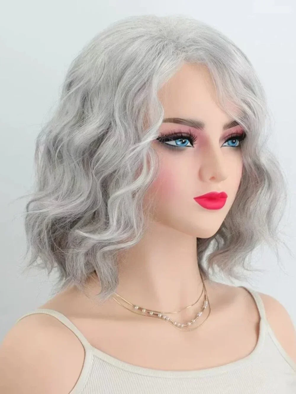 gray and white trendy wig